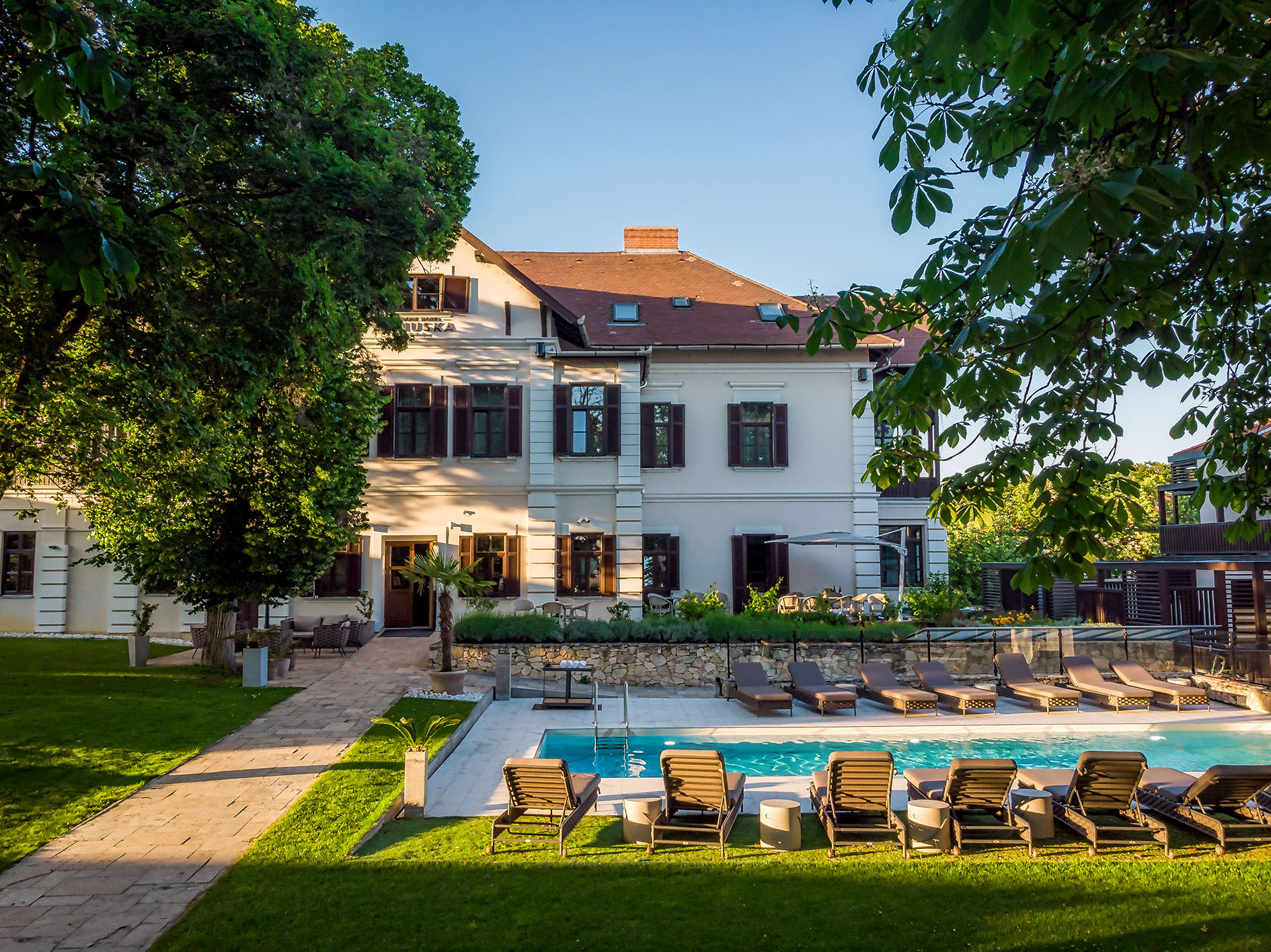 Boutique Hotel Annuska- Balatonfüred Balatonfüred hotel csapatépítő helyszín
